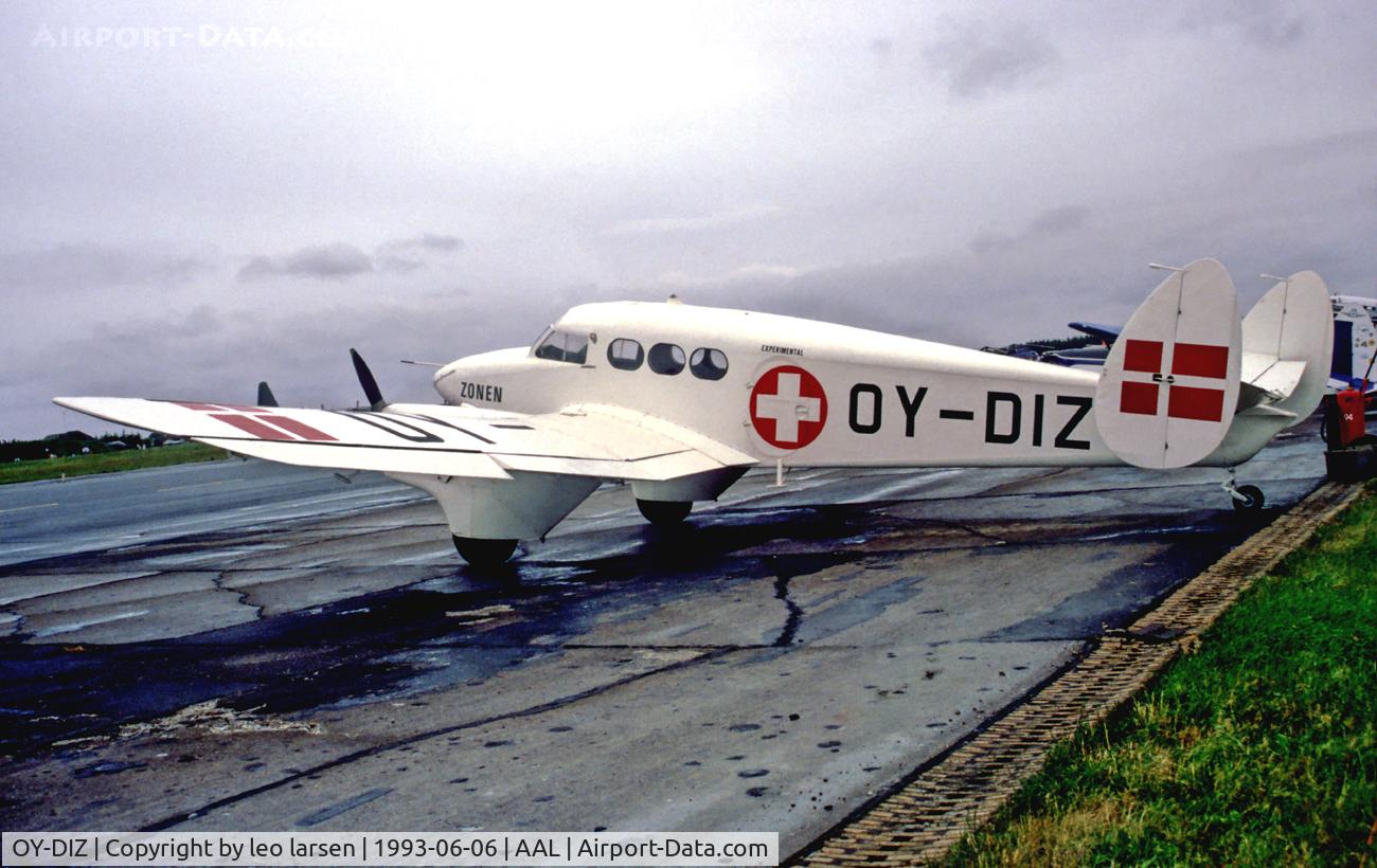 OY-DIZ, 1944 SAI KZ IV C/N 43, AAlborg AB open house 6.6.93
six-seat Ambulance Aircraft,2 casualtv 
stretchers and medical attendat.