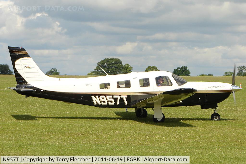 N957T, 2000 Piper PA-32R-301 C/N 3246176, 2000 Piper PA-32R-301, c/n: 3246176 at Sywell
