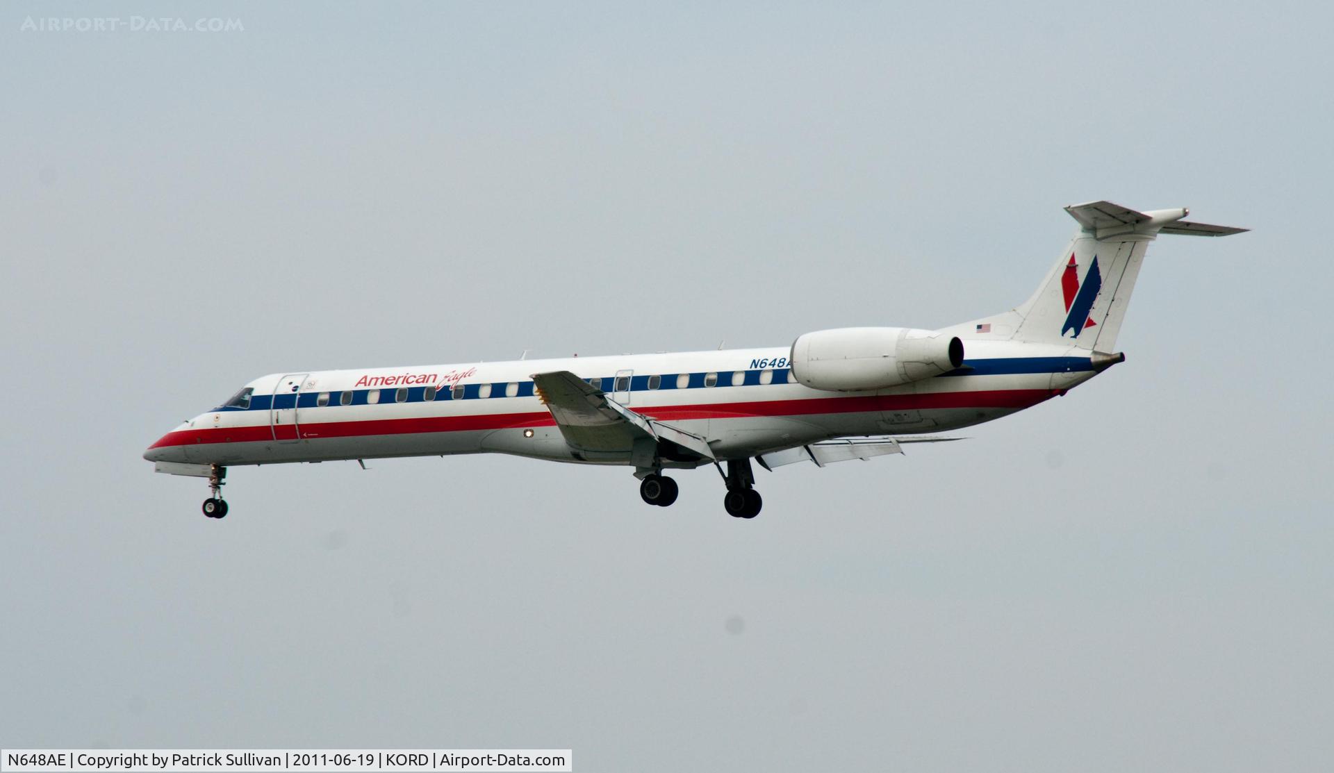 N648AE, 2000 Embraer ERJ-145LR (EMB-145LR) C/N 145225, Landing OHare 4R