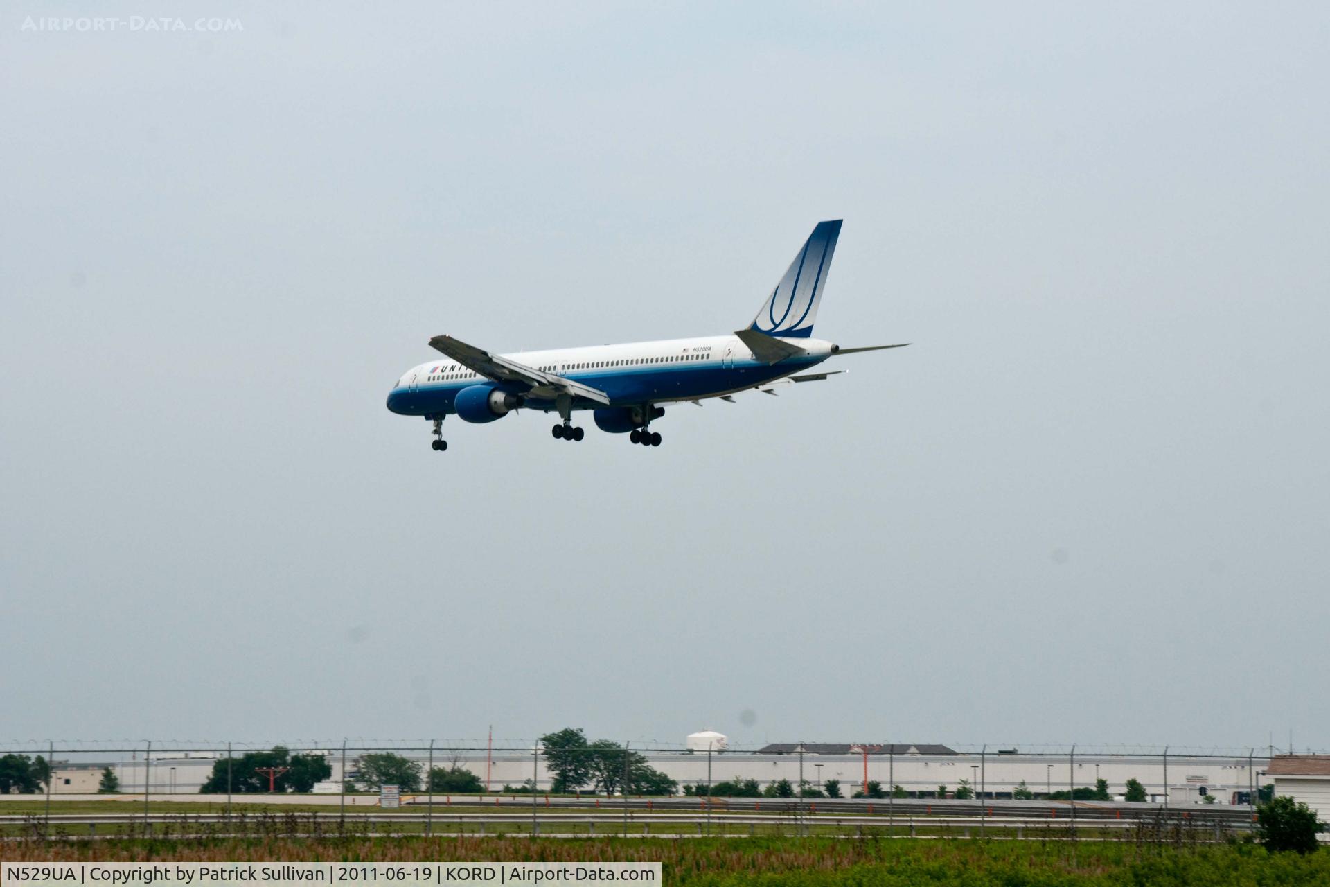 N529UA, 1991 Boeing 757-222 C/N 25019, Landing OHare 4R