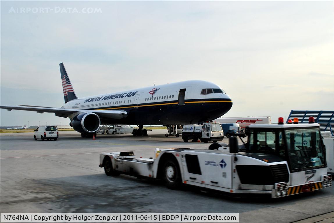 N764NA, 1993 Boeing 767-328 C/N 27135, Getting prepared for a night flight to A or to I.