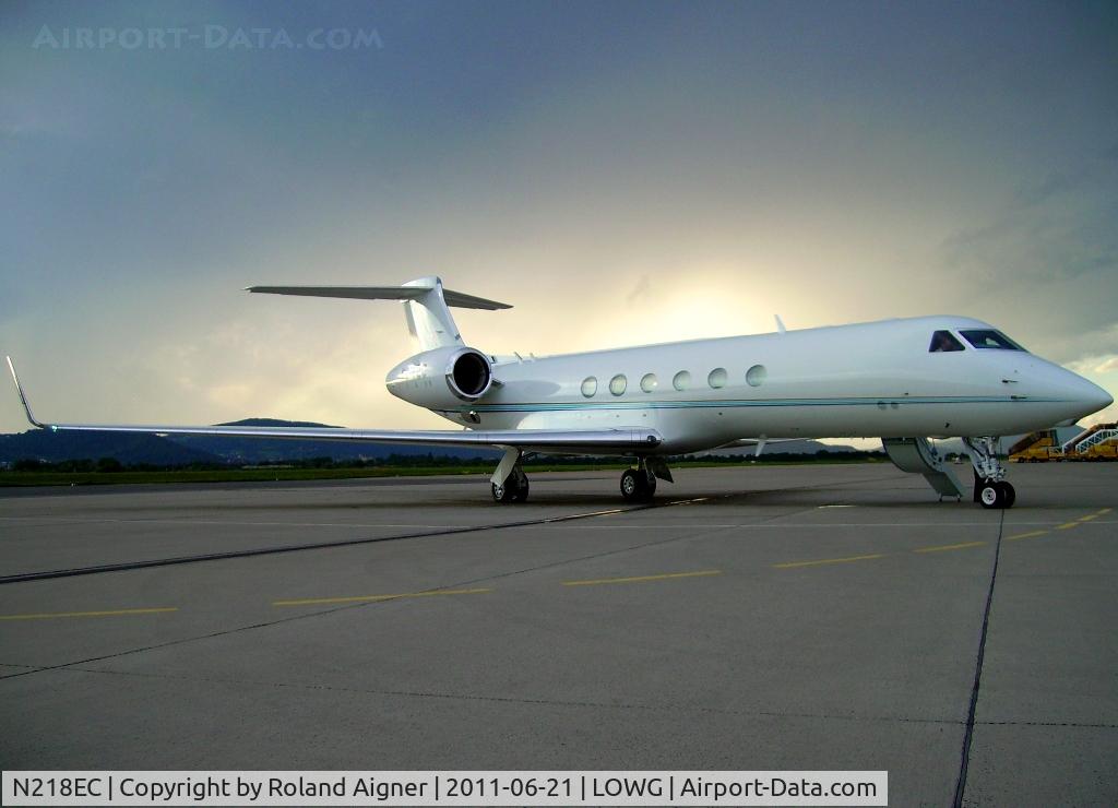 N218EC, 2001 Gulfstream Aerospace G-V C/N 656, Arni's Gulf