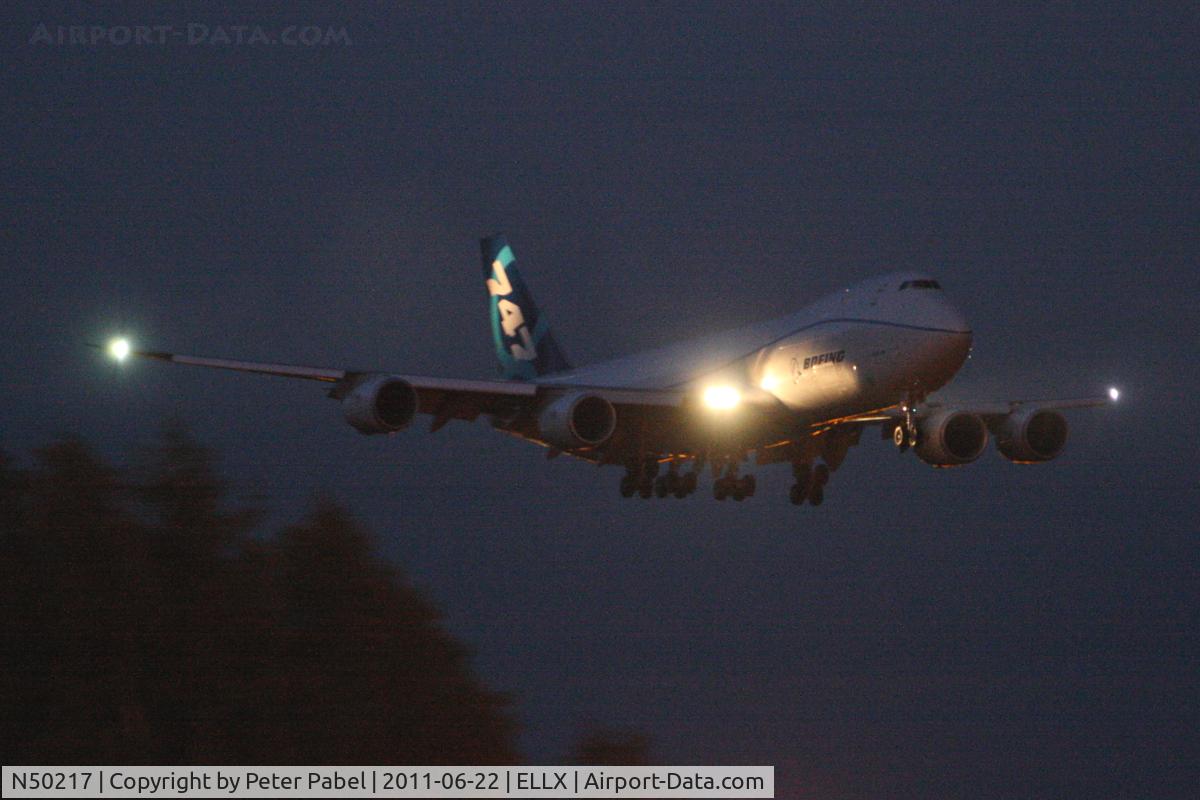 N50217, 2002 Boeing 777-258/ER C/N 33169, first landing in LUX