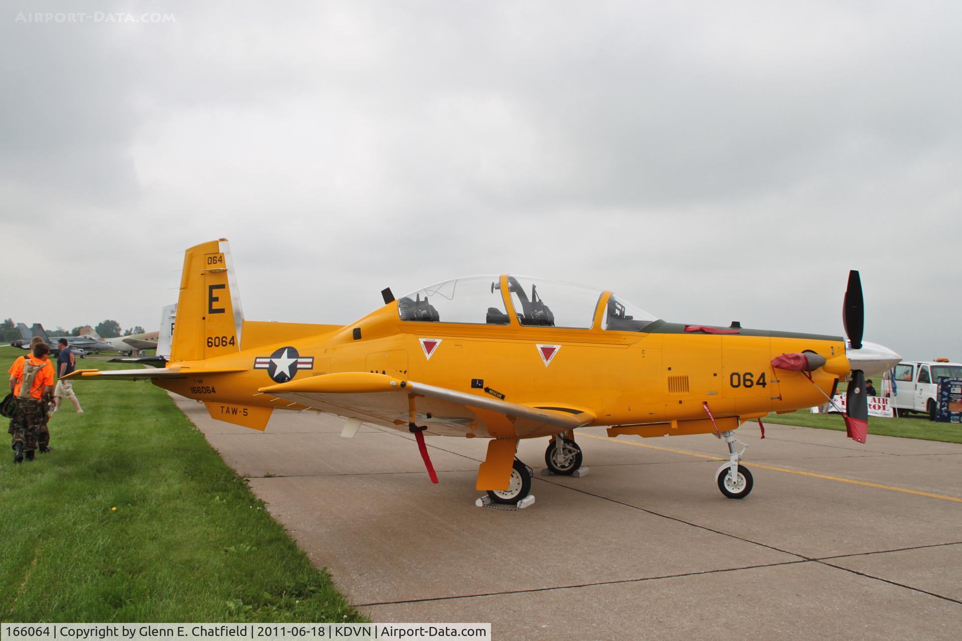 166064, Raytheon T-6B Texan II C/N PN-55, At the Quad Cities Air Show