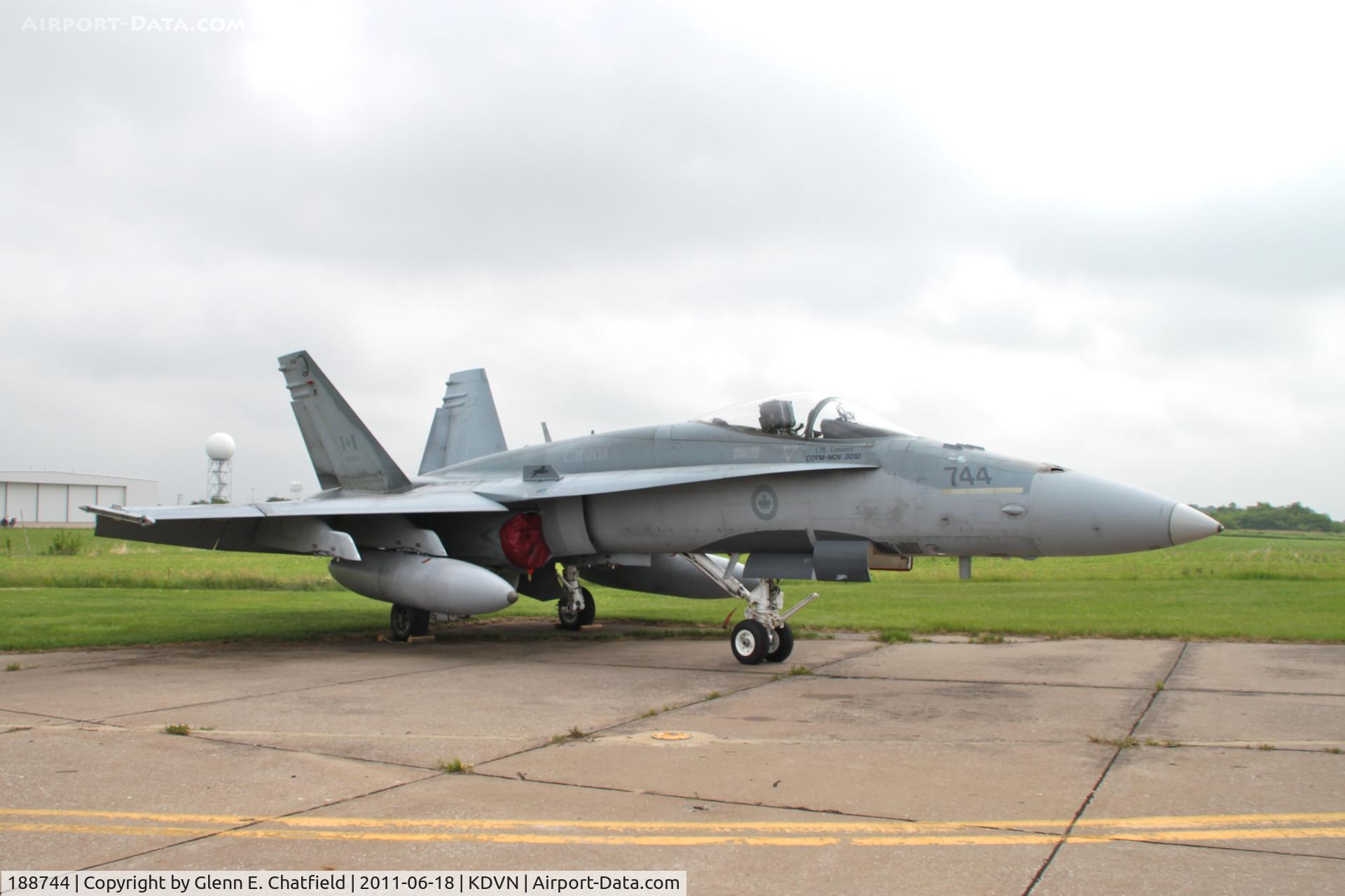 188744, McDonnell Douglas CF-188A Hornet C/N 0312/A257, At the Quad Cities Air Show