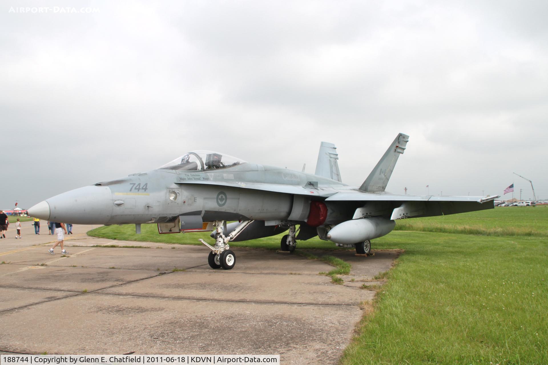 188744, McDonnell Douglas CF-188A Hornet C/N 0312/A257, At the Quad Cities Air Show