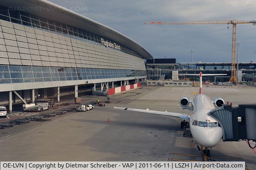 OE-LVN, 1991 Fokker 100 (F-28-0100) C/N 11367, Austrian Arrows Fokker 100