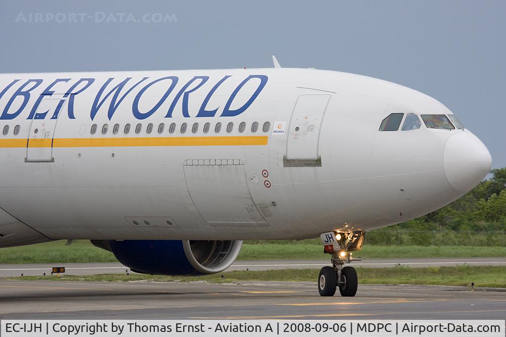 EC-IJH, 1995 Airbus A330-322 C/N 072, EC-IJH