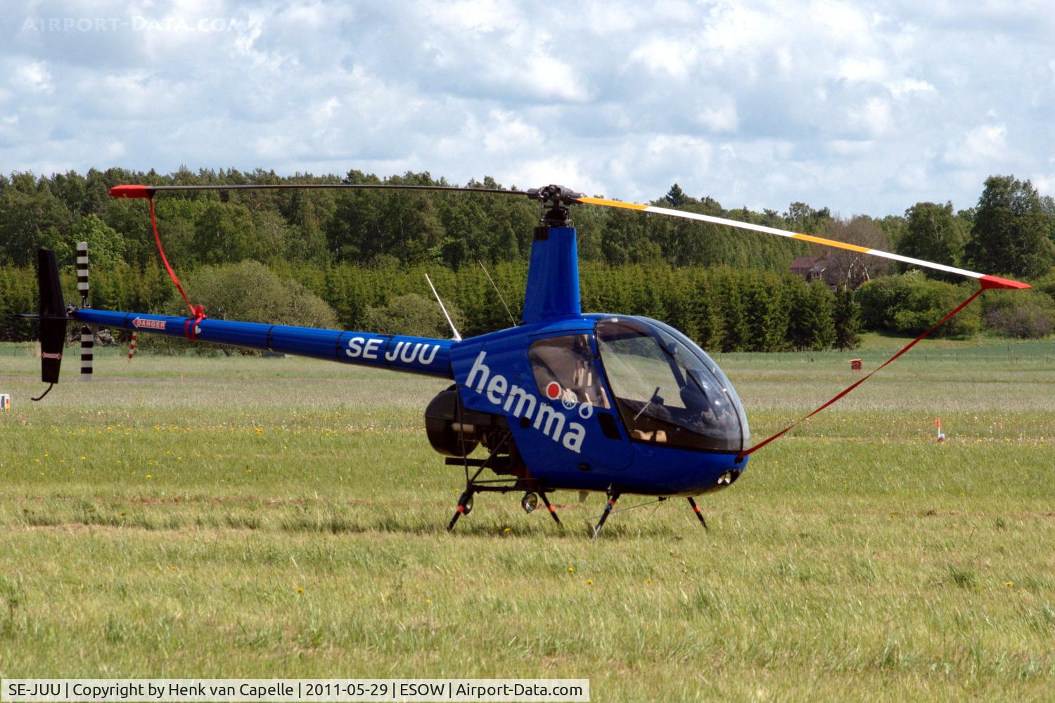 SE-JUU, 1992 Robinson R22 Beta C/N 2176, Robinson R22 operated by East Air of Bromma on Västerås Hässlö airport, Sweden