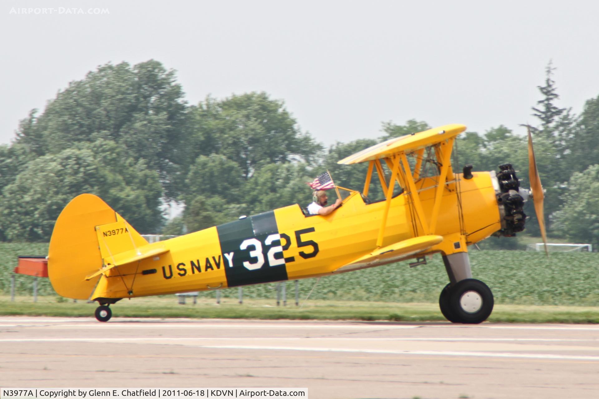 N3977A, 1983 Boeing 75 C/N AR-27, At the Quad Cities Air Show, N2S-3
