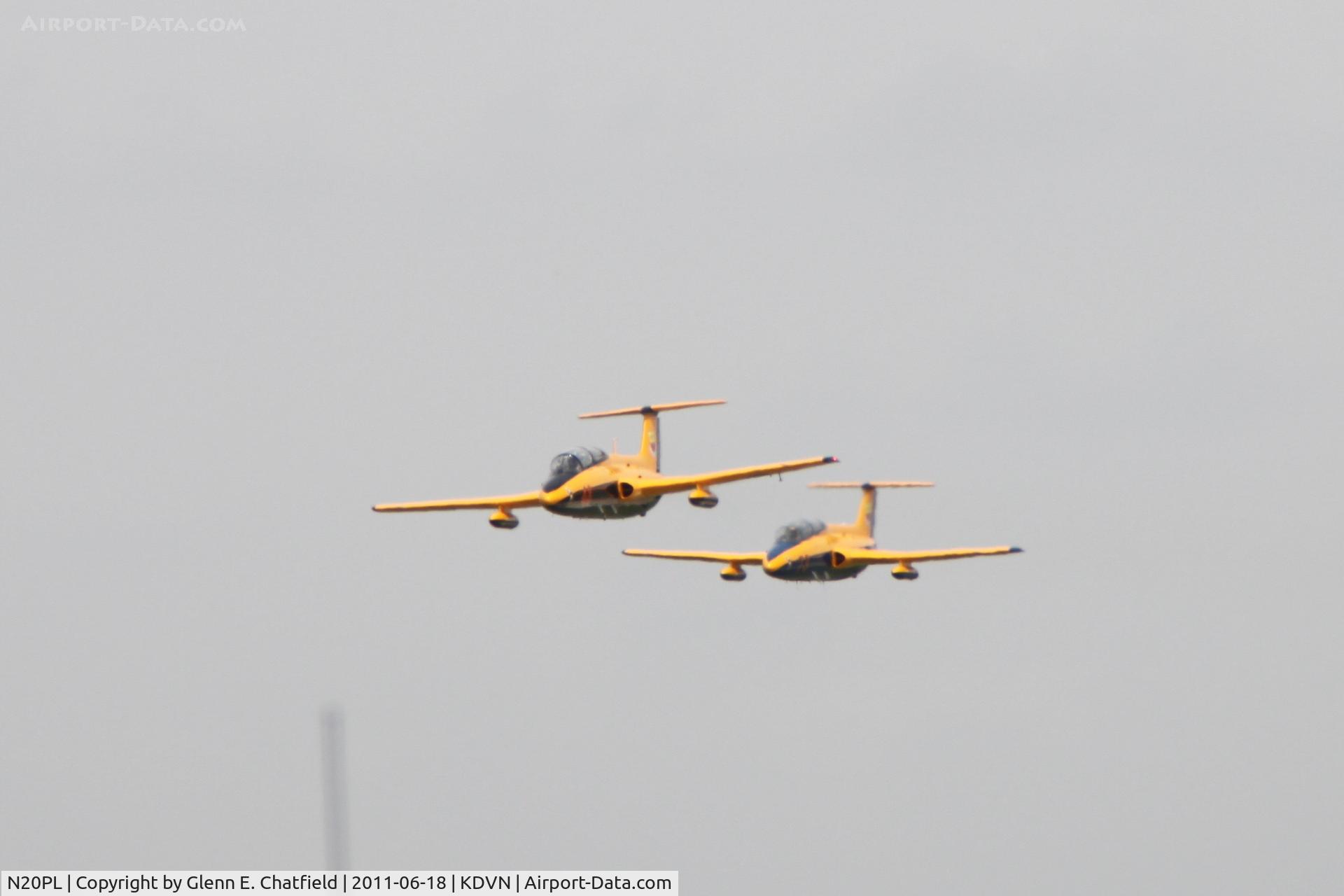N20PL, 1973 Aero L-29C Delfin C/N 395097, At the Quad Cities Air Show with N429GC