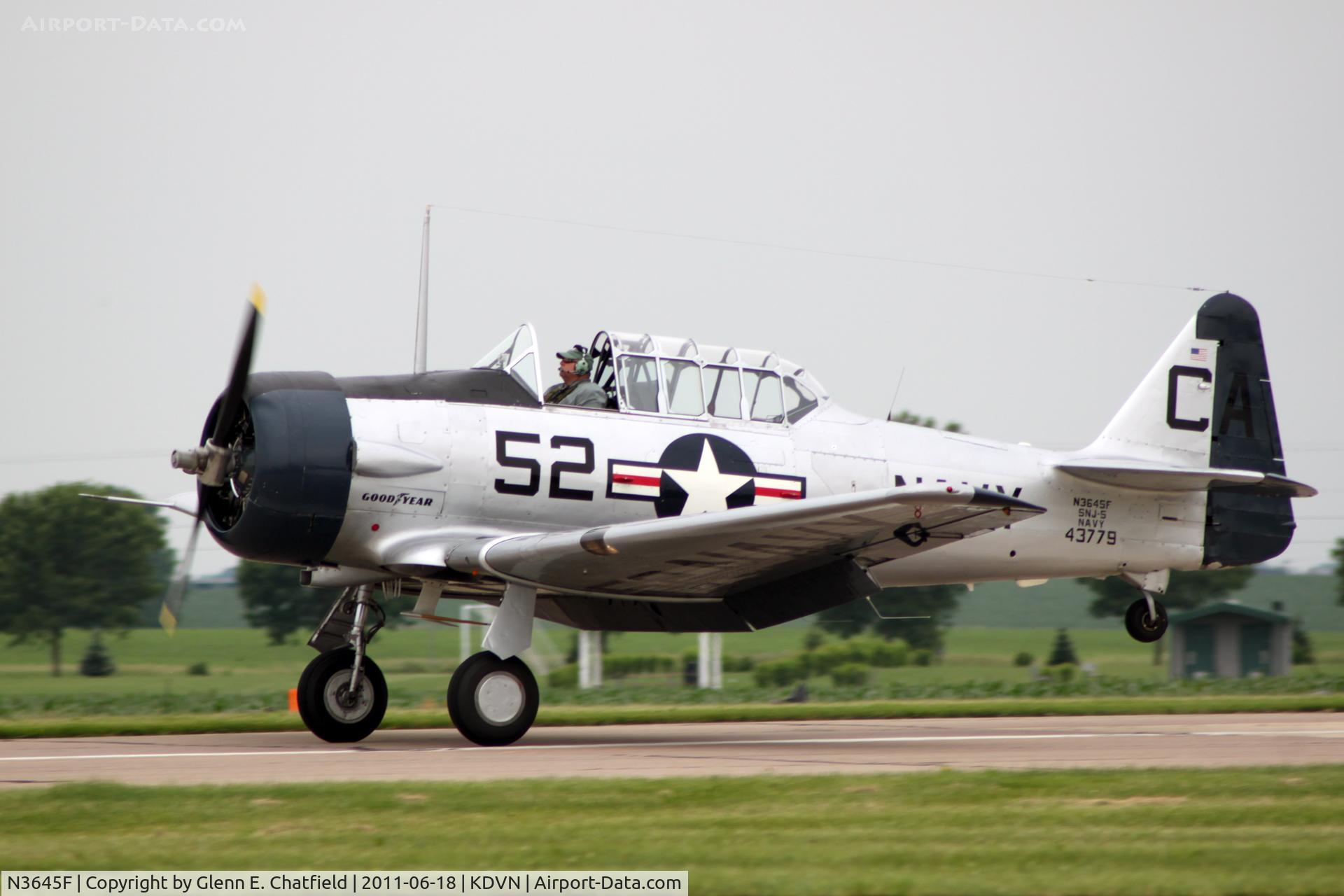 N3645F, 1943 North American SNJ-5 Texan Texan C/N 43779, At the Quad Cities Air Show.  Snj-5 BuNo 43779, ex-AT-6D 41-34540
