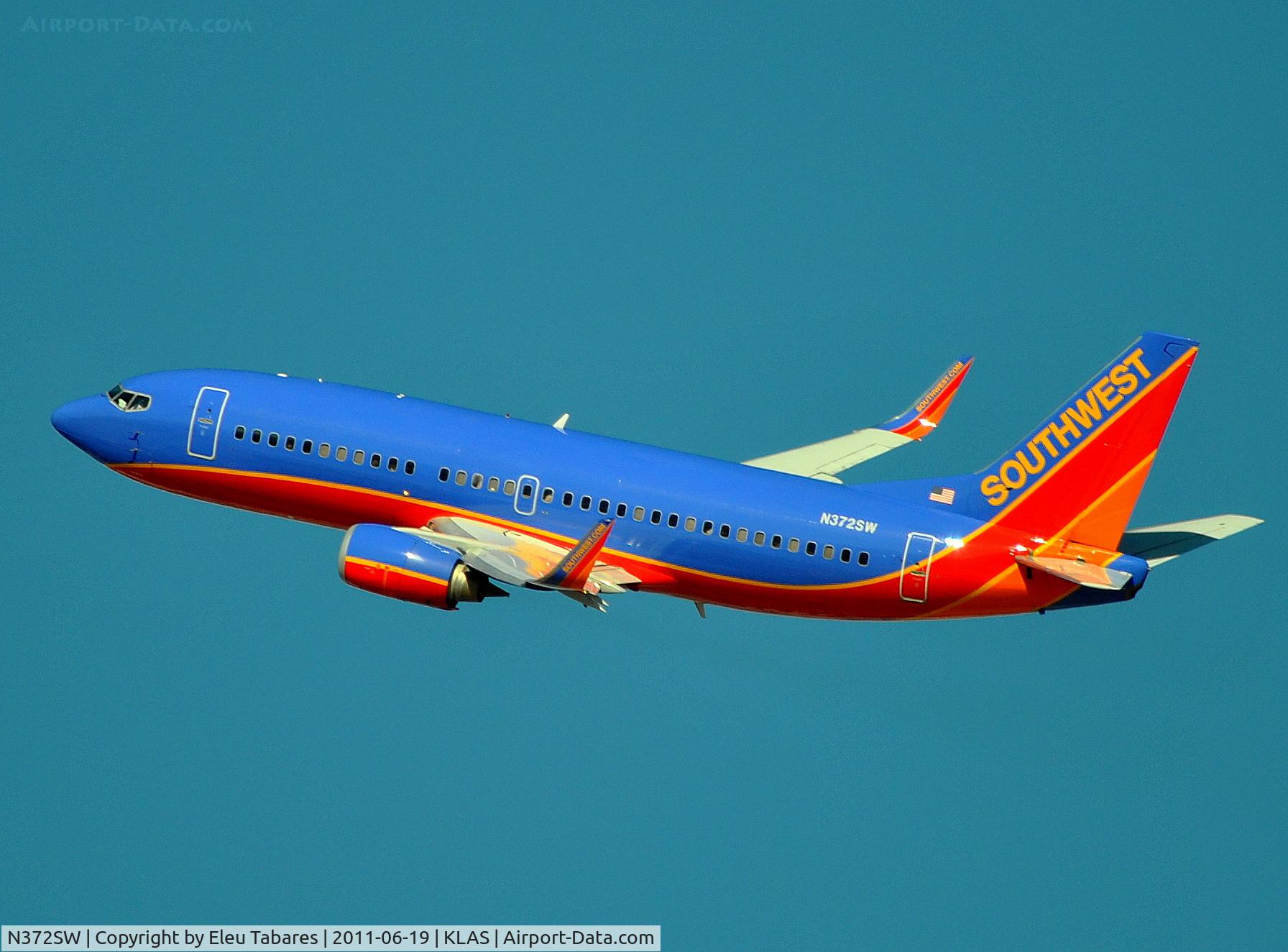 N372SW, 1993 Boeing 737-3H4 C/N 26599, Taken over McCarran International Airport.