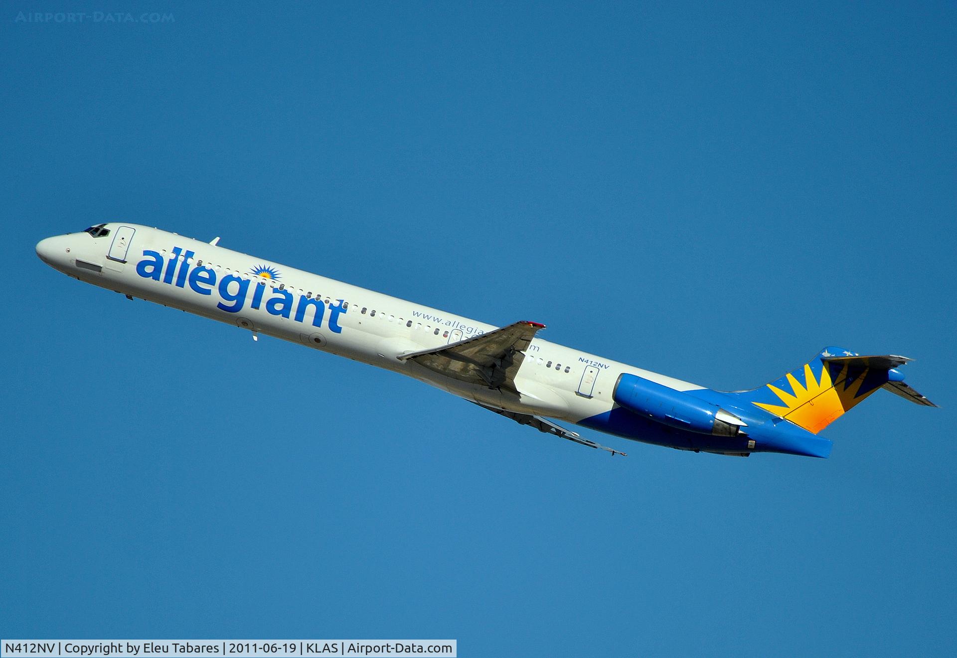 N412NV, 1989 McDonnell Douglas MD-88 C/N 49759, Taken over McCarran International Airport.