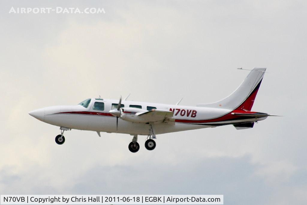 N70VB, 1977 Smith Aerostar 600 C/N 60-0446-150, departing from AeroExpo 2011