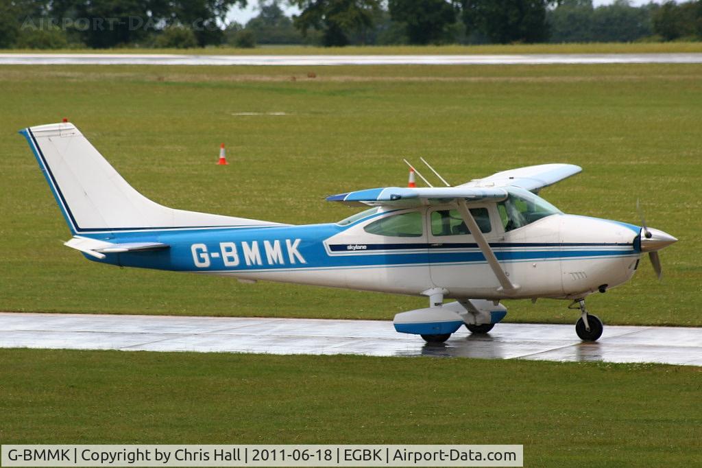 G-BMMK, 1975 Cessna 182P Skylane C/N 182-64117, at AeroExpo 2011