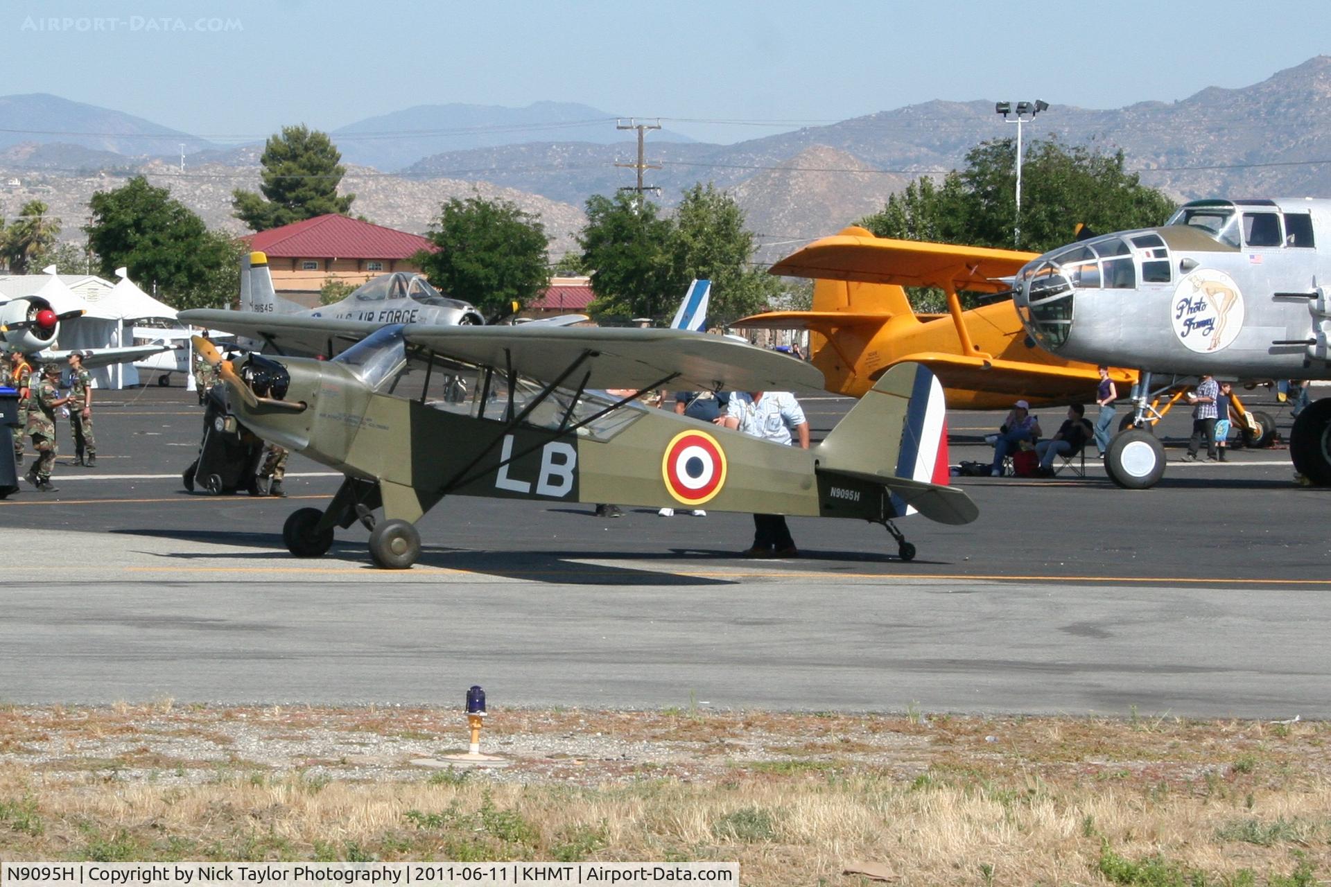 N9095H, Piper J-3C Cub C/N 29893, On display at the Hemet Airshow