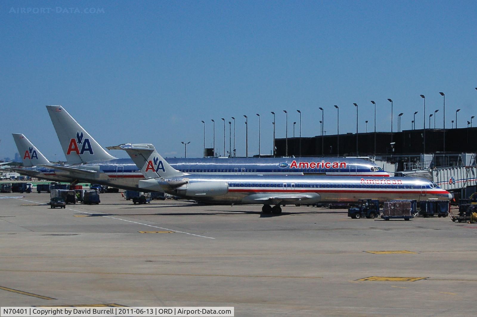N70401, 1985 McDonnell Douglas MD-82 (DC-9-82) C/N 49312, American Airways MD 82 at Terminal 3 Chicago O'hare Airport.