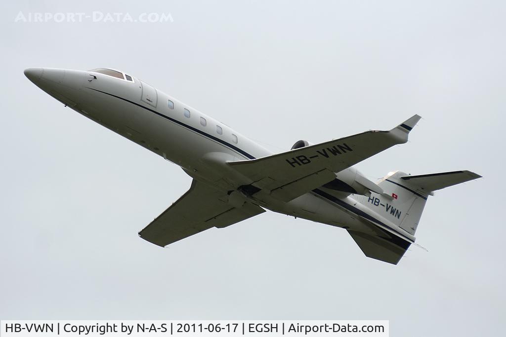 HB-VWN, 1999 Learjet 60 C/N 60-158, Departing after Nightstop