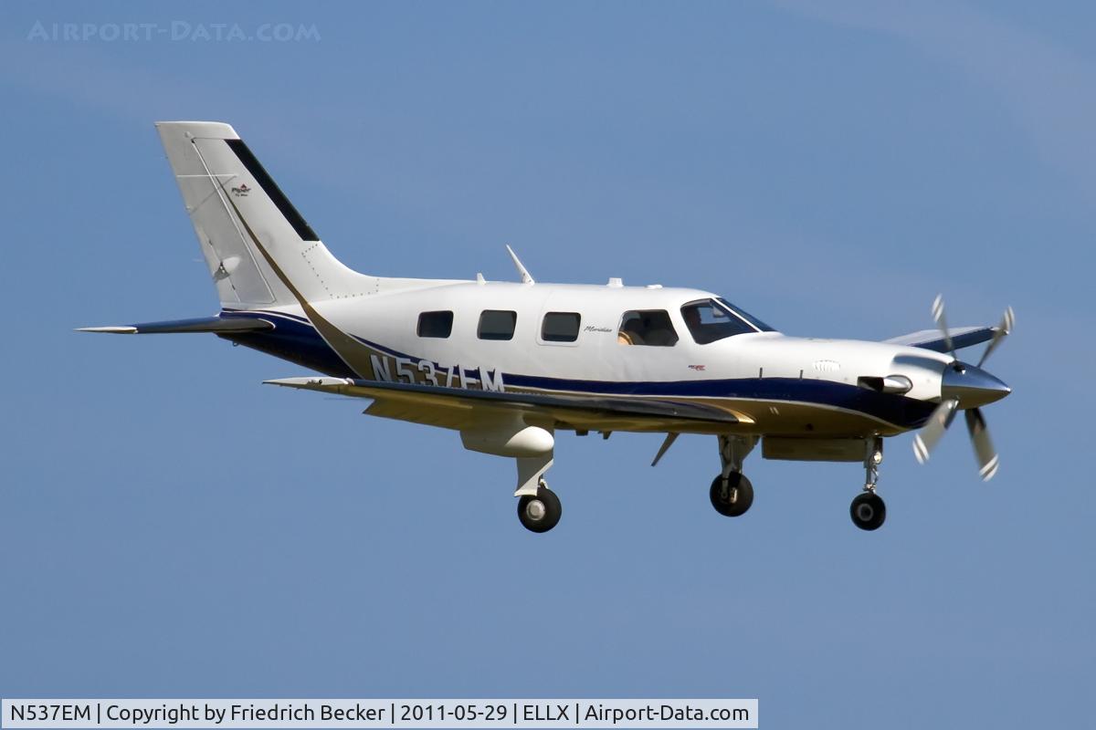 N537EM, 2008 Piper PA-46-500TP C/N 4697366, on final RW24