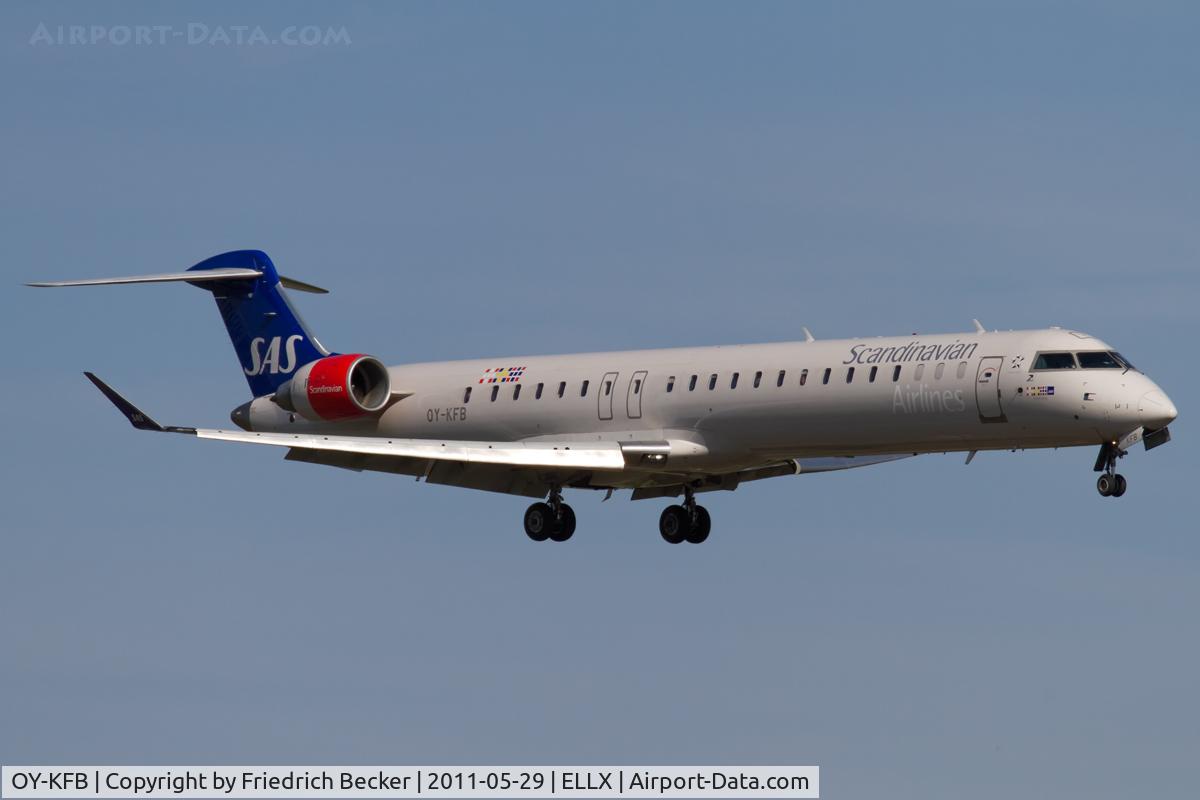 OY-KFB, 2008 Bombardier CRJ-900 (CL-600-2D24) C/N 15211, on final RW24