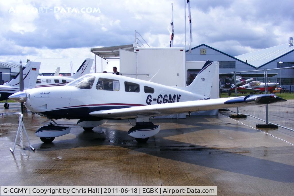 G-CGMY, 2010 Piper PA-28-181 Cherokee Archer III C/N 2843680, at AeroExpo 2011