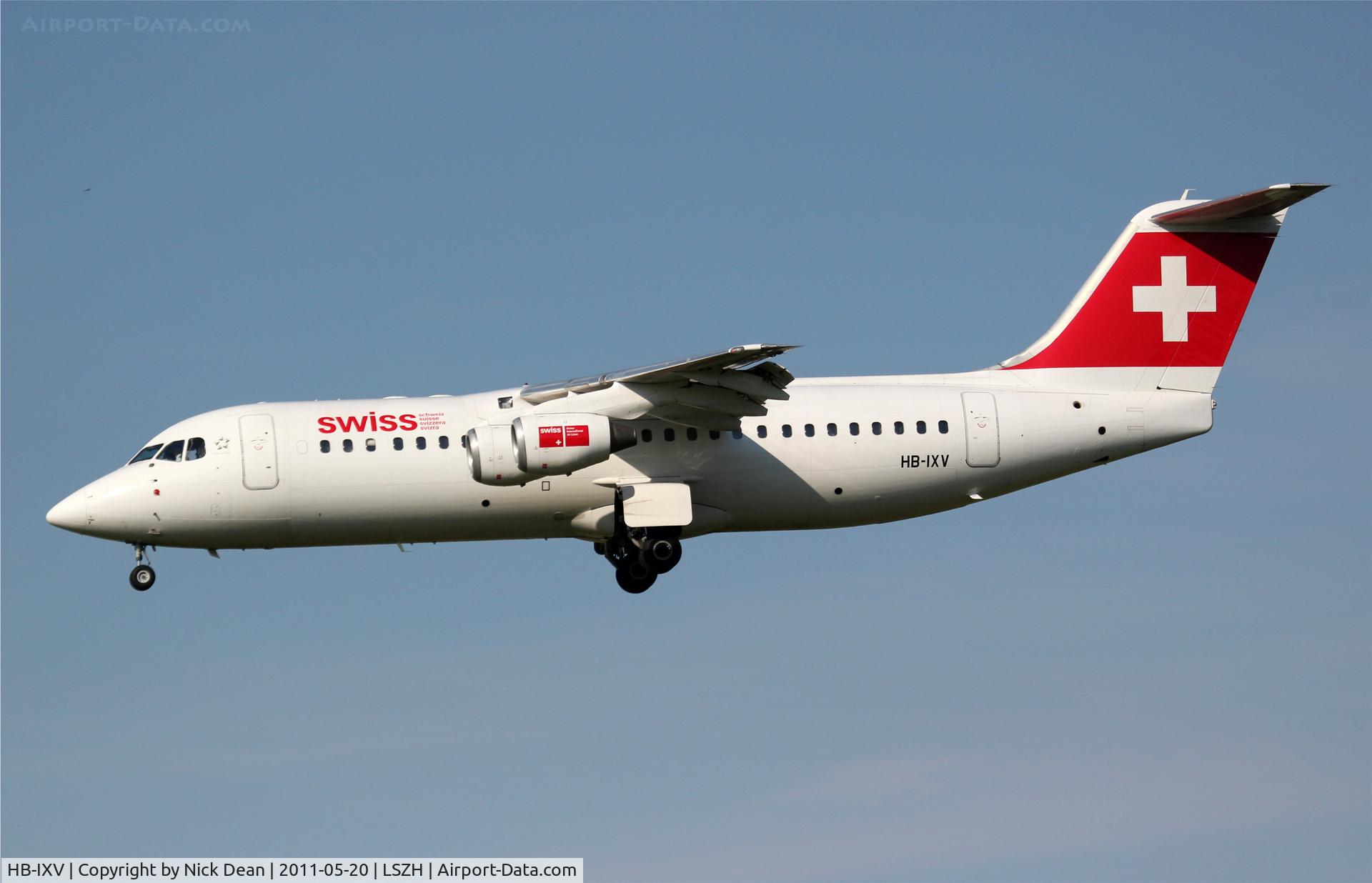 HB-IXV, 1995 British Aerospace Avro 146-RJ100 C/N E3274, LSZH/ZRH