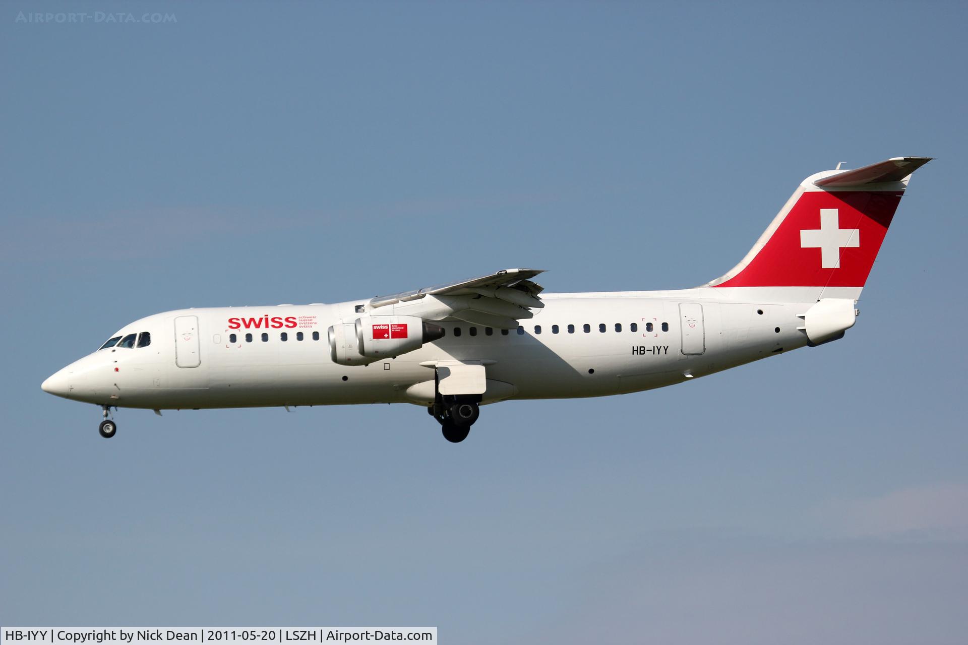 HB-IYY, 1998 British Aerospace Avro 146-RJ100 C/N E3339, LSZH/ZRH