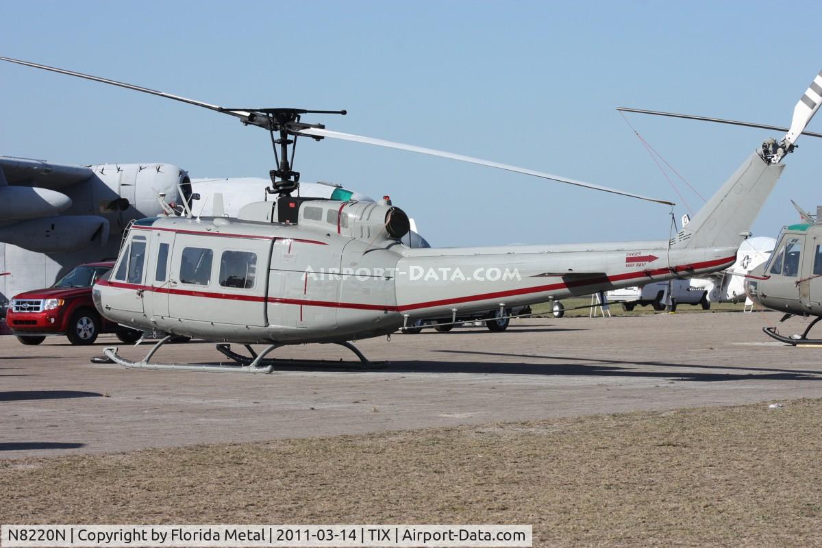 N8220N, Bell UH-1H C/N 71-20271, UH-1H
