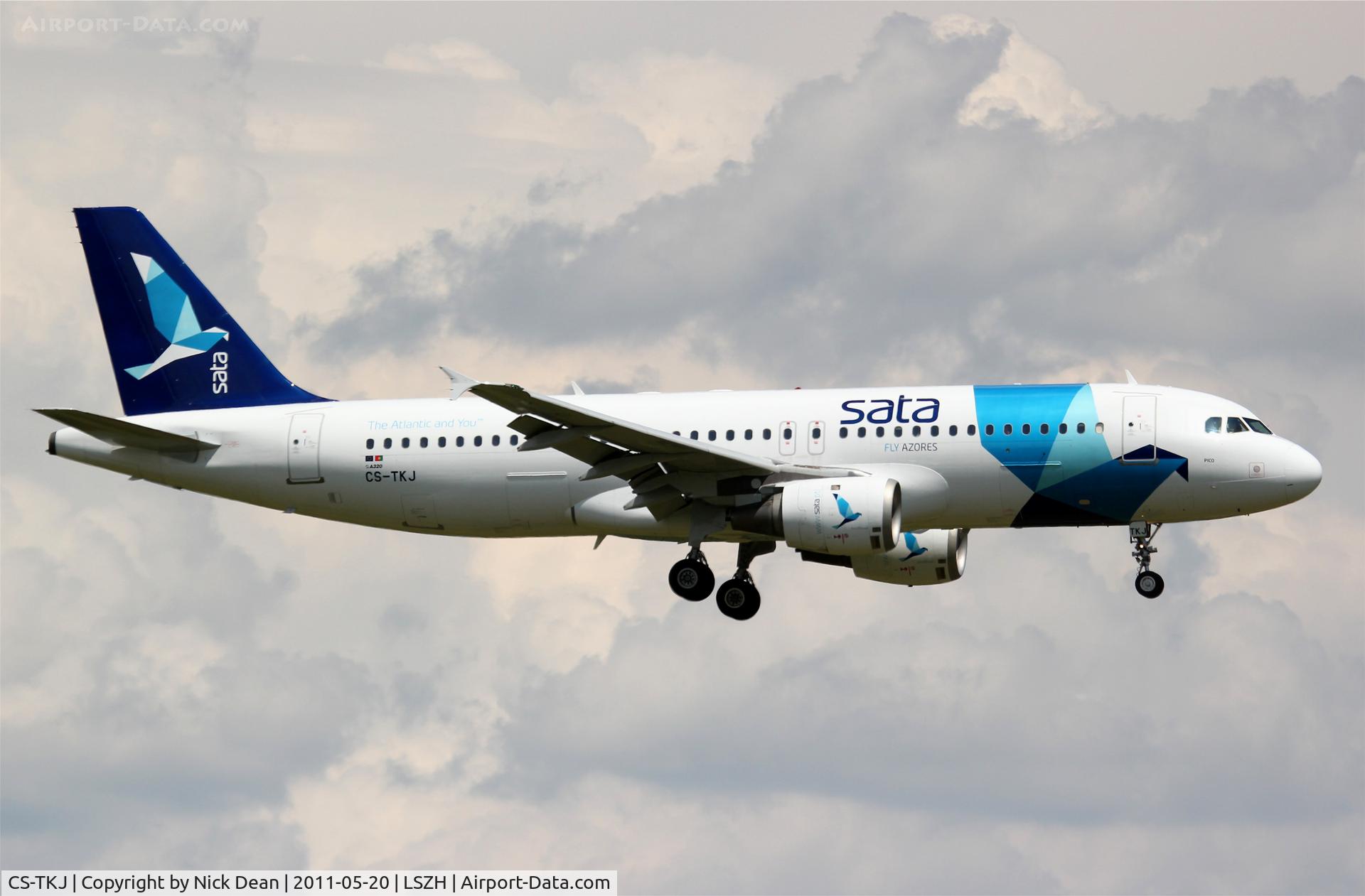 CS-TKJ, 1998 Airbus A320-212 C/N 795, LSZH/ZRH