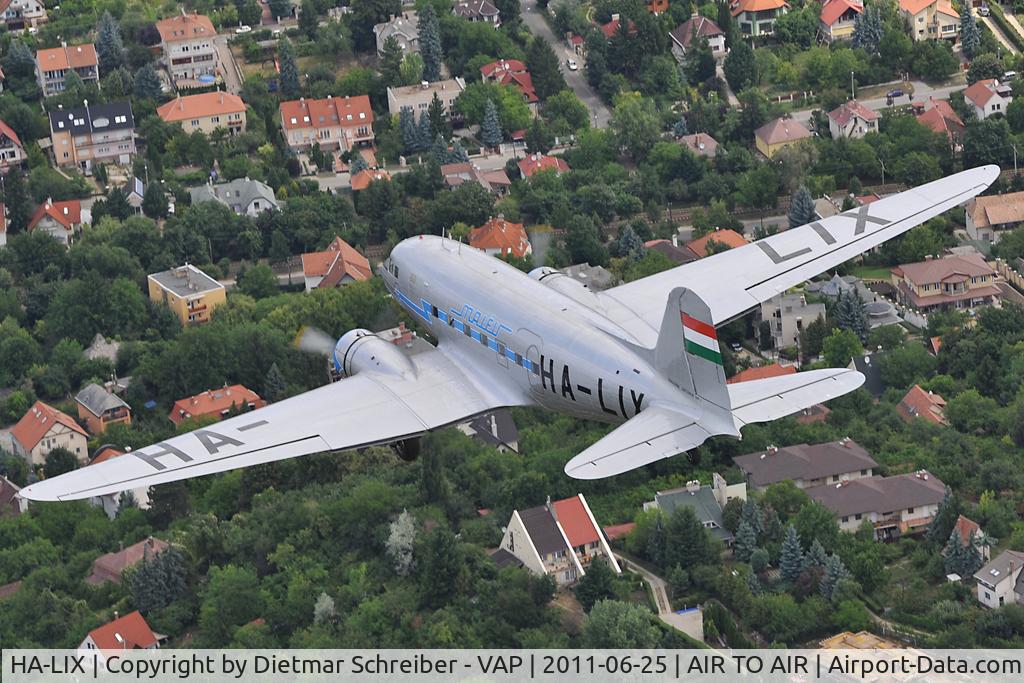 HA-LIX, 1949 Lisunov Li-2T Cab C/N 18433209, Goldtimer Lisunov 2 (DC3) in Malev colors