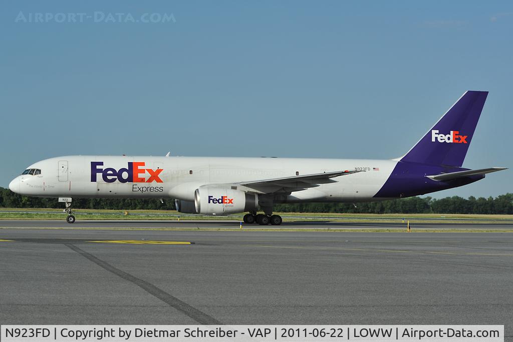 N923FD, 1992 Boeing 757-204 C/N 26266, Fedex Boeing 757-200