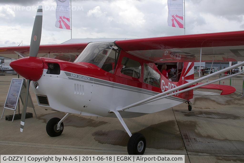 G-DZZY, 2011 American Champion 8KCAB Super Decathlon C/N 1106-2011, Aero Expo 2011 Static