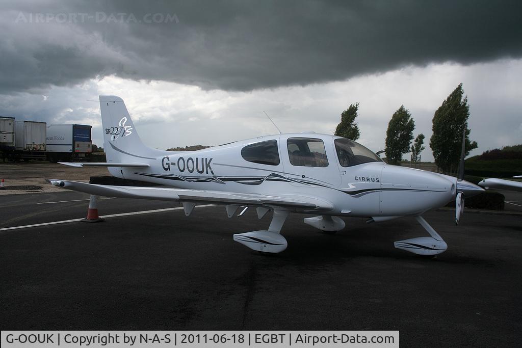 G-OOUK, 2005 Cirrus SR22 GTS C/N 1463, Outside Caseright