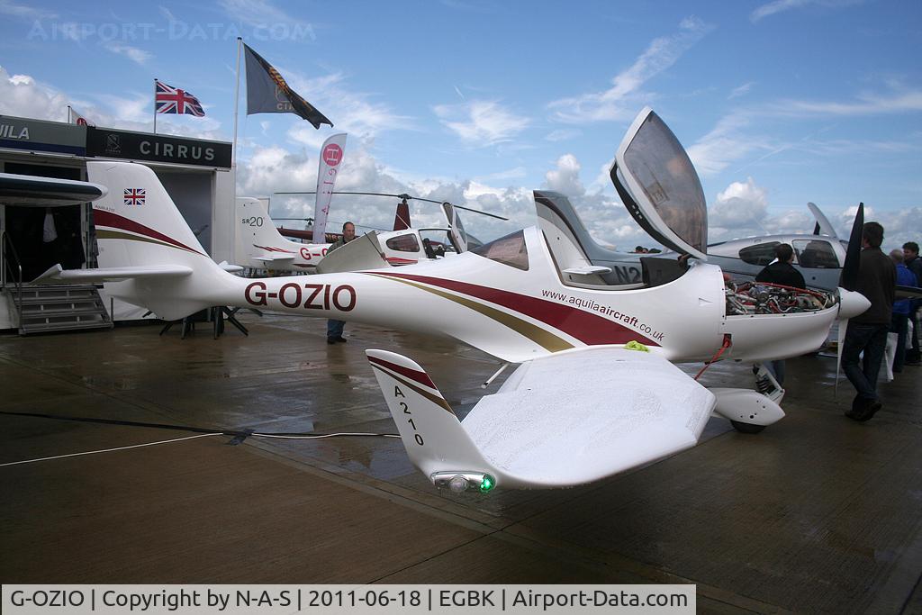 G-OZIO, 2009 Aquila A210 (AT01) C/N AT01-199, Aero Expo 2011 Static