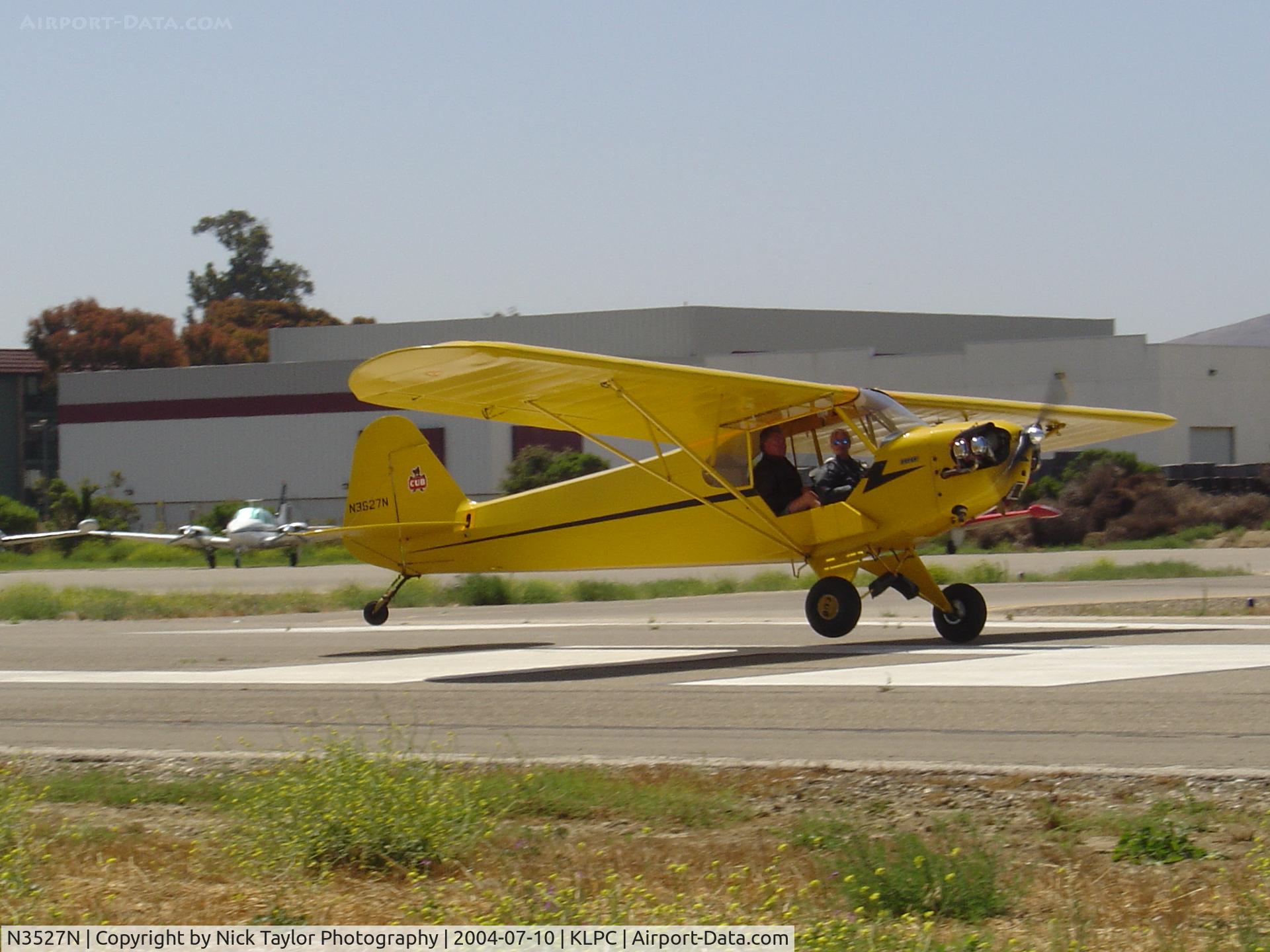 N3527N, 1947 Piper J3C-65 Cub C/N 22756, Landing 25