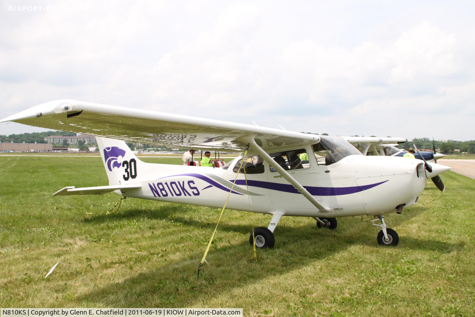 N810KS, 2005 Cessna 172R C/N 17281244, In town for the 99s' Air Race Classic. Iowa City starting point dropped due to weather.