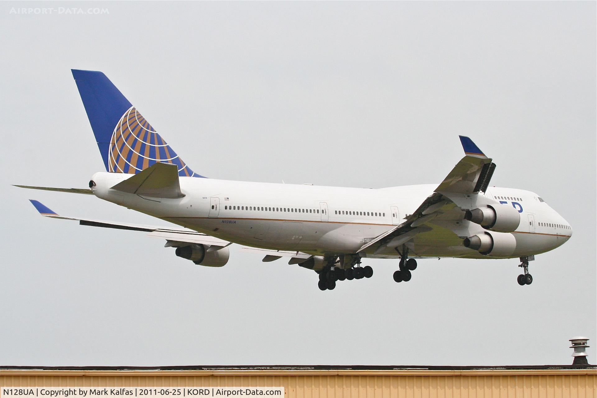 N128UA, 2000 Boeing 747-422 C/N 30023, United Airlines Boeing 747-422, UAL941 arriving from EDDF, RWY 14R approach KORD.