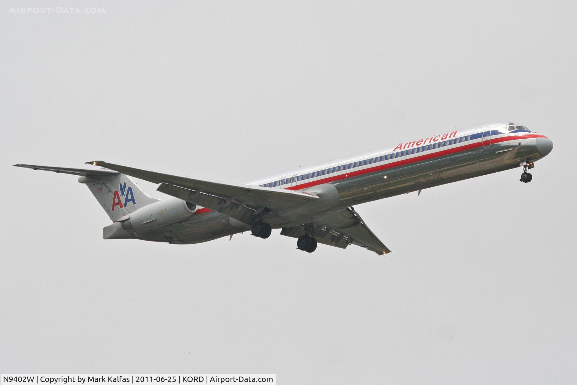 N9402W, 1992 McDonnell Douglas MD-83 (DC-9-83) C/N 53138, American Airlines Mcdonnell Douglas DC-9-83, AAL1201 arriving from KAUS, RWY 10 approach KORD.