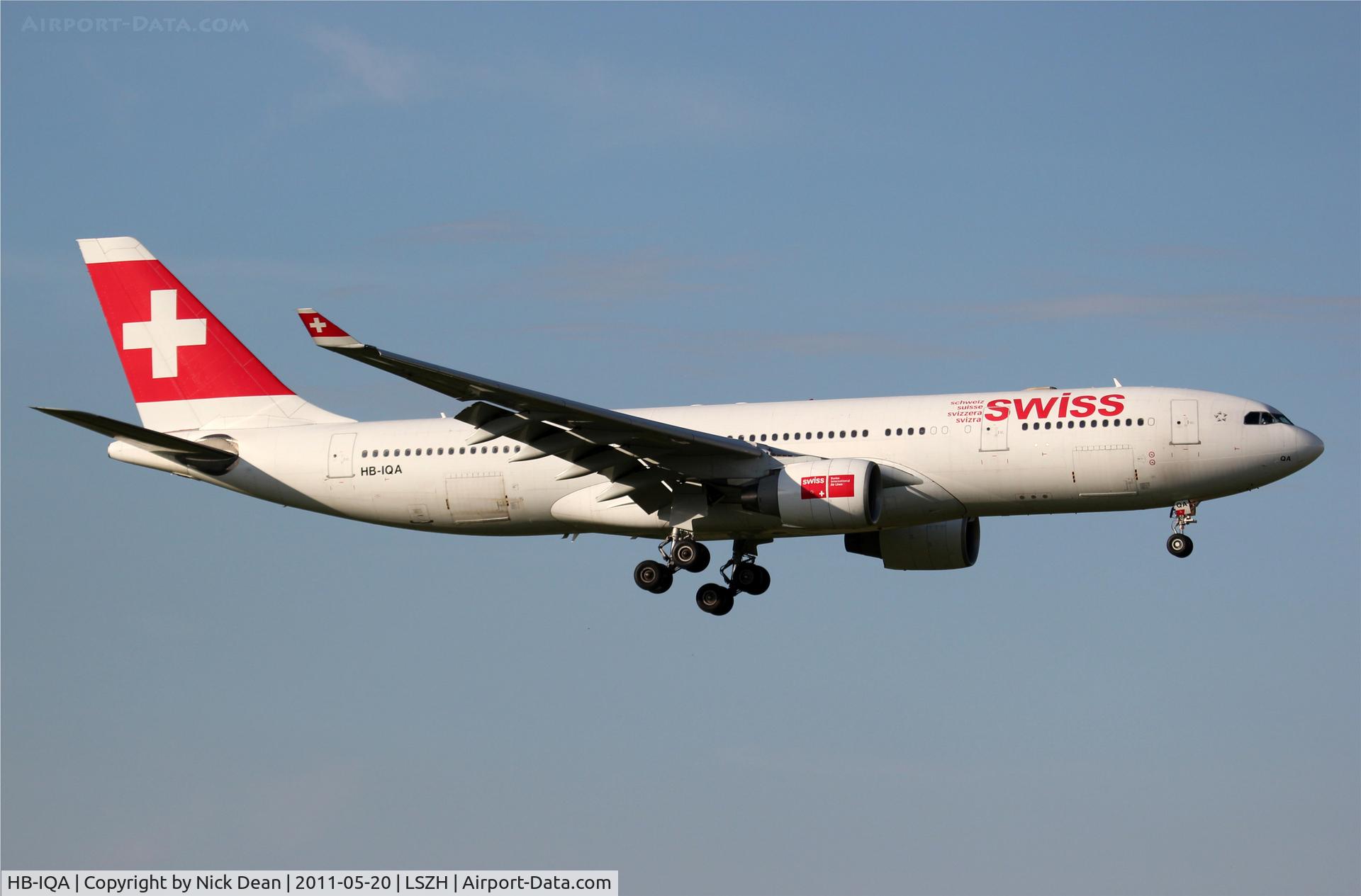 HB-IQA, 1998 Airbus A330-223 C/N 229, LSZH/ZRH