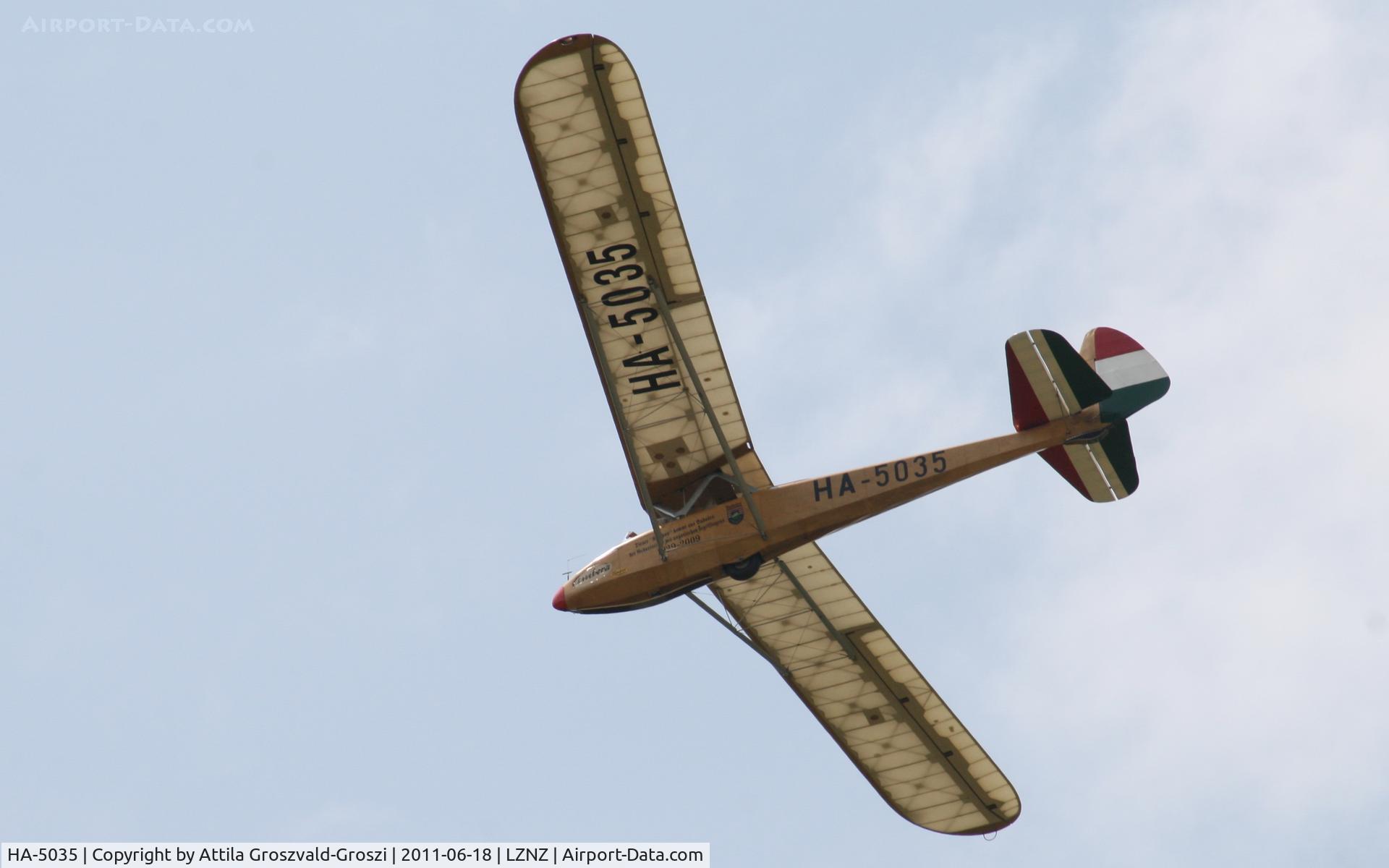 HA-5035, 1984 Rubik R-11b Cimbora 84 C/N F-03, Slovakia - Airport Nové Zamky - Airshow-2011