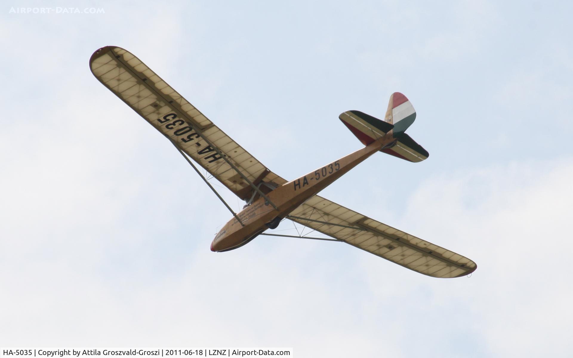 HA-5035, 1984 Rubik R-11b Cimbora 84 C/N F-03, Slovakia - Airport Nové Zamky - Airshow-2011