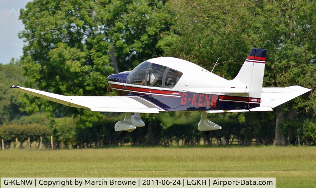 G-KENW, 2002 Robin DR-400-500 President C/N 39, SHOT AT HEADCORN