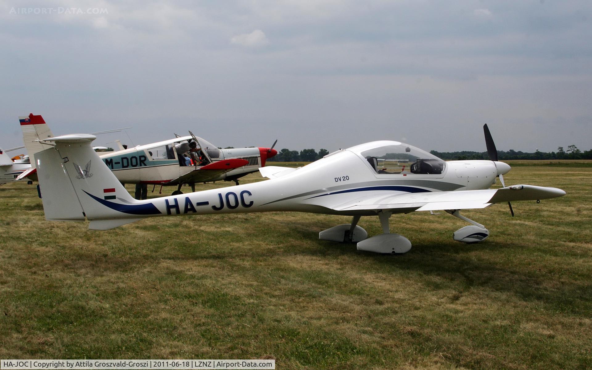 HA-JOC, HOAC DV-20 Katana C/N 20152, Slovakia - Airport Nové Zamky - Airshow-2011