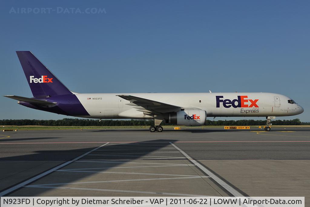 N923FD, 1992 Boeing 757-204 C/N 26266, Fedex Boeing 757-200