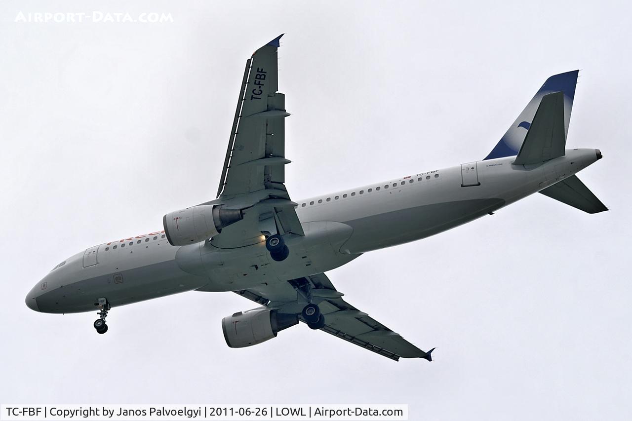 TC-FBF, 1991 Airbus A320-211 C/N 288, Free Bird Airlines Airbus A320-211 on final approach to RWY26