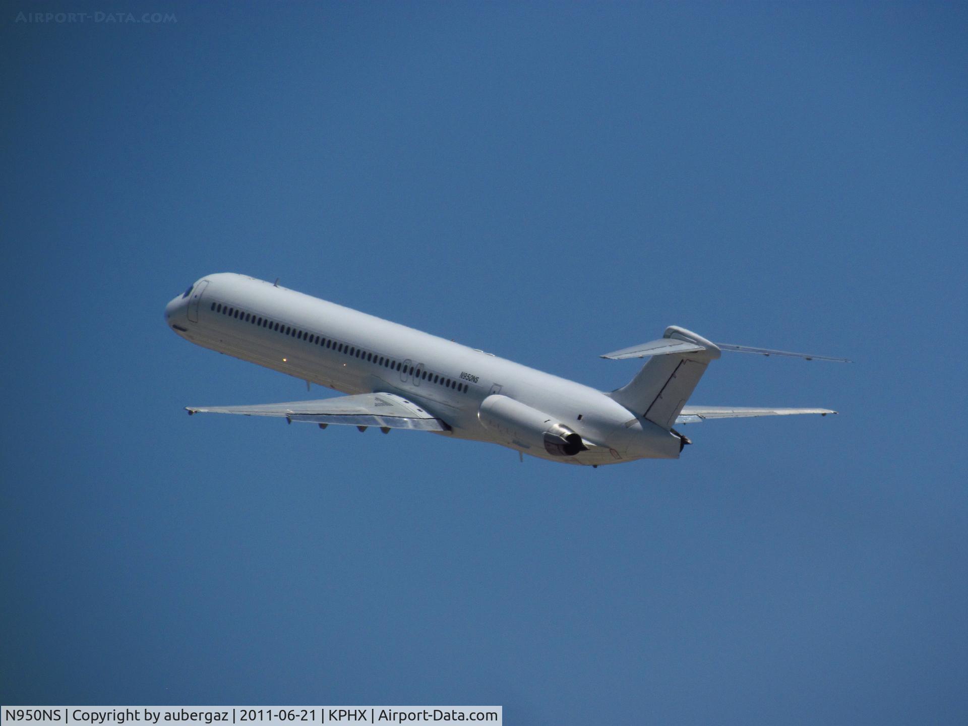 N950NS, McDonnell Douglas N948TW C/N 53023, Unidentified sighting at PHX.