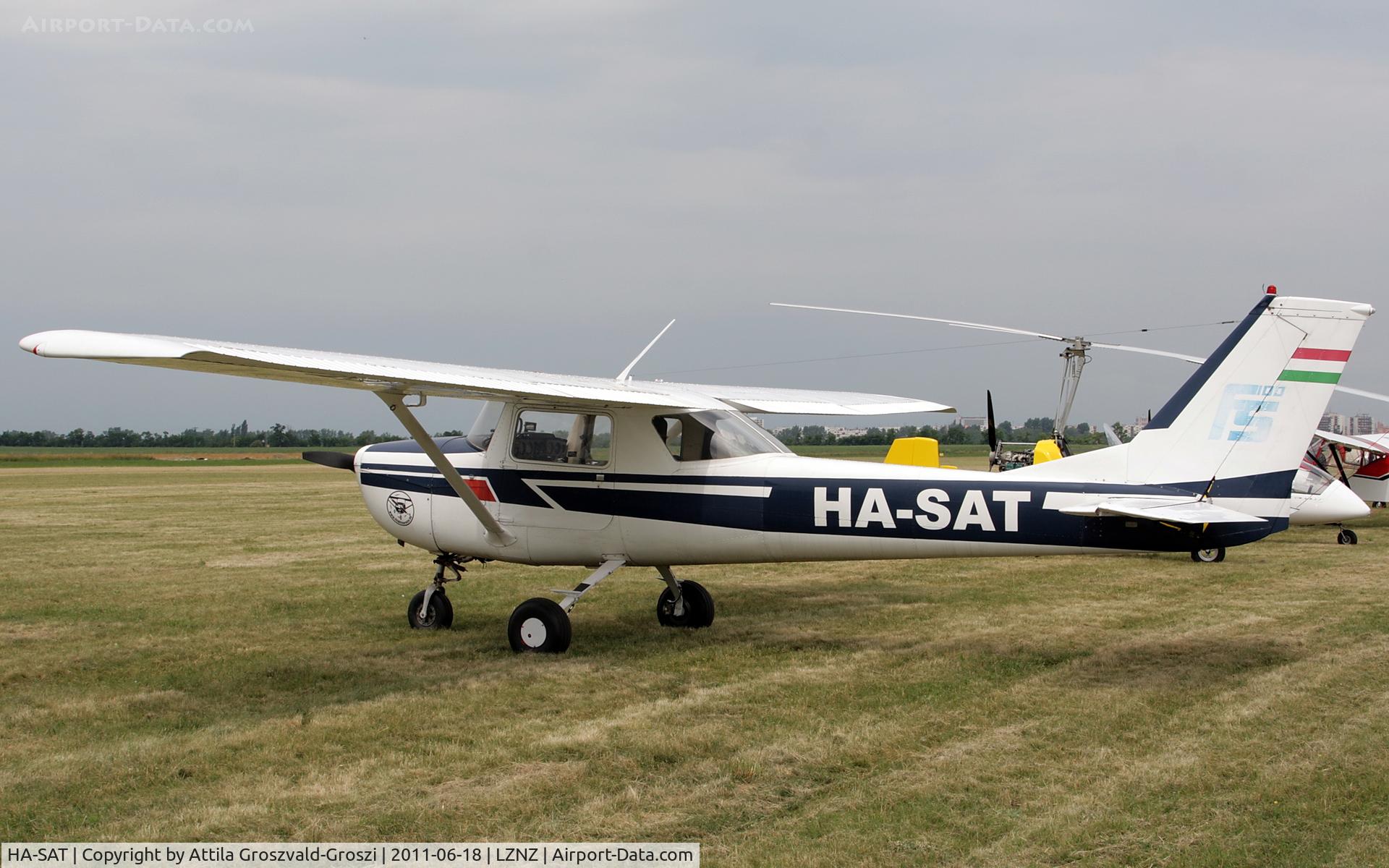 HA-SAT, 1970 Reims F150K C/N 0606, Slovakia - Airport Nové Zamky - Airshow-2011