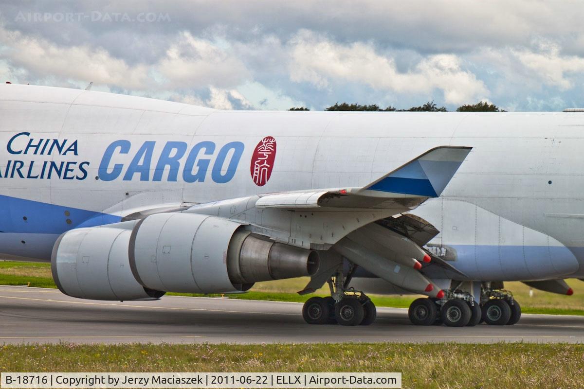 B-18716, 2003 Boeing 747-409F/SCD C/N 33732, B-18716