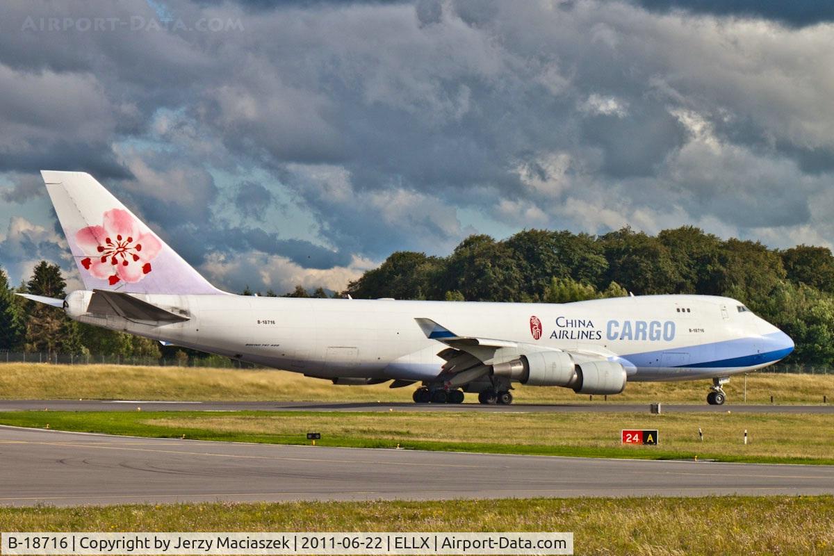 B-18716, 2003 Boeing 747-409F/SCD C/N 33732, B-18716